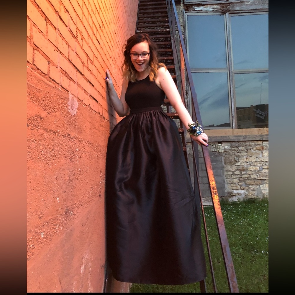 Windsor prom dress